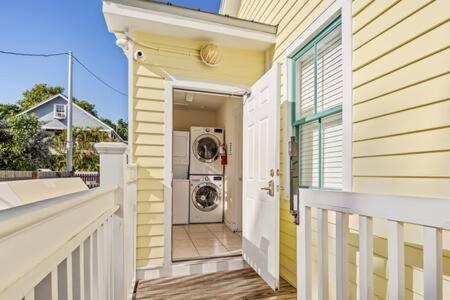 Coral Cove Apartment Key West Exterior photo